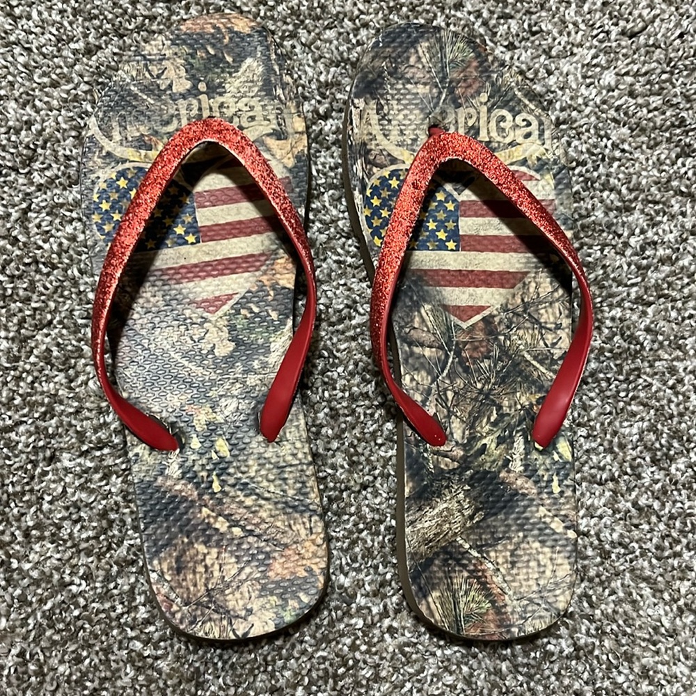 America themed flip flops